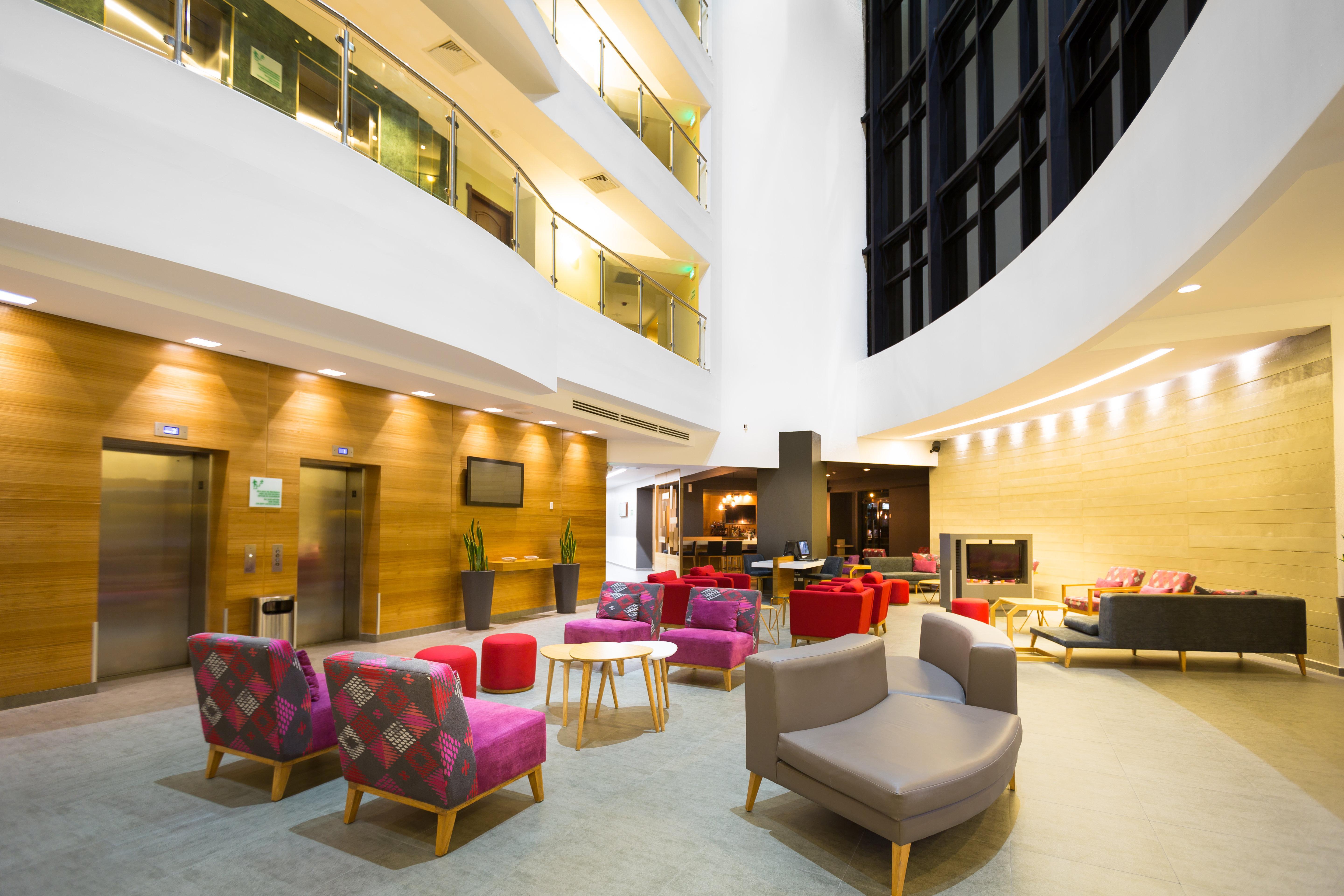 Holiday Inn San Salvador By Ihg Eksteriør bilde