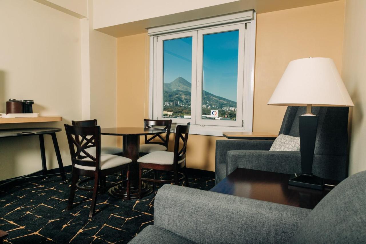 Holiday Inn San Salvador By Ihg Eksteriør bilde