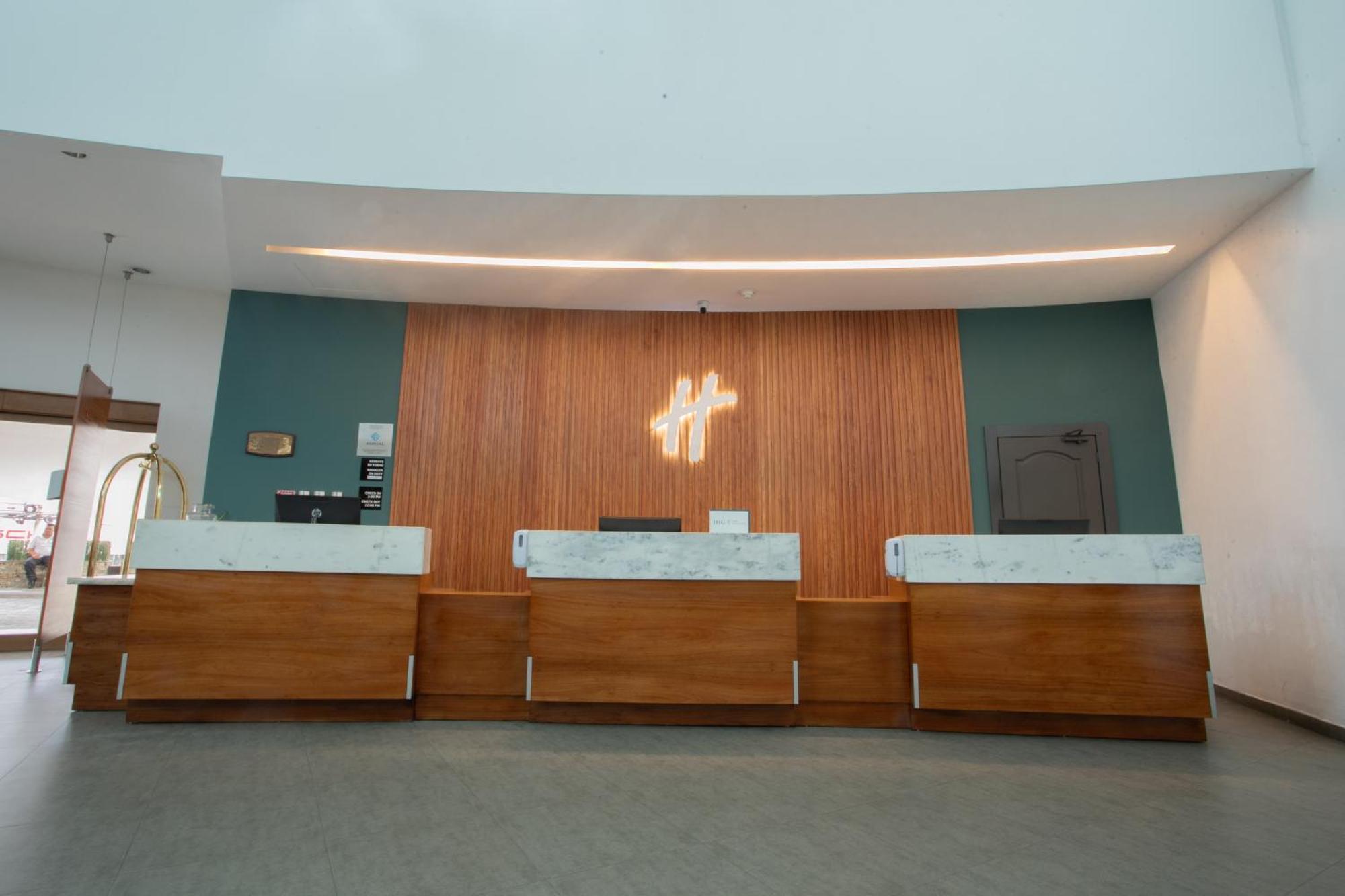Holiday Inn San Salvador By Ihg Eksteriør bilde